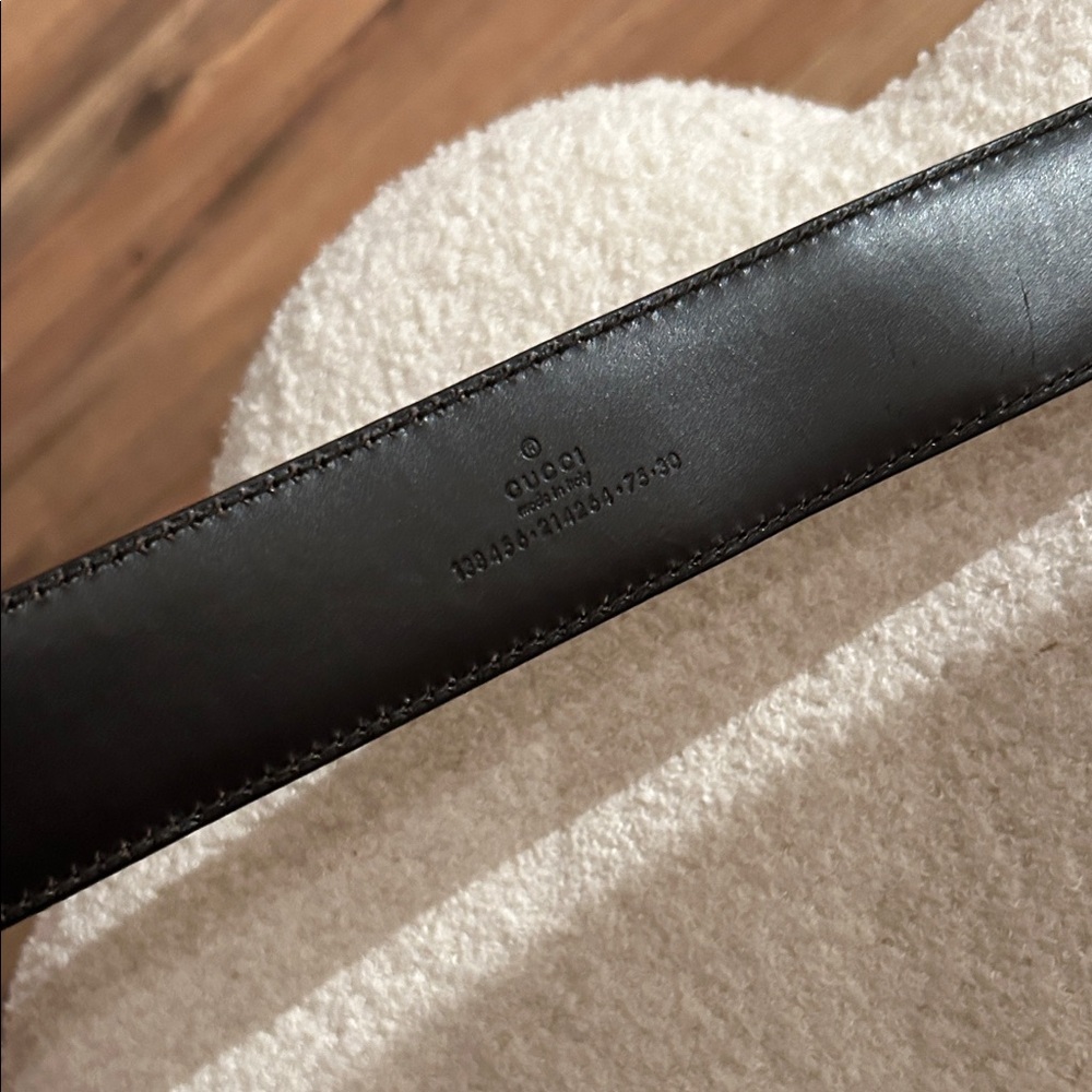 Gucci Beige Belt with Gold Buckle - Picture 3 of 3